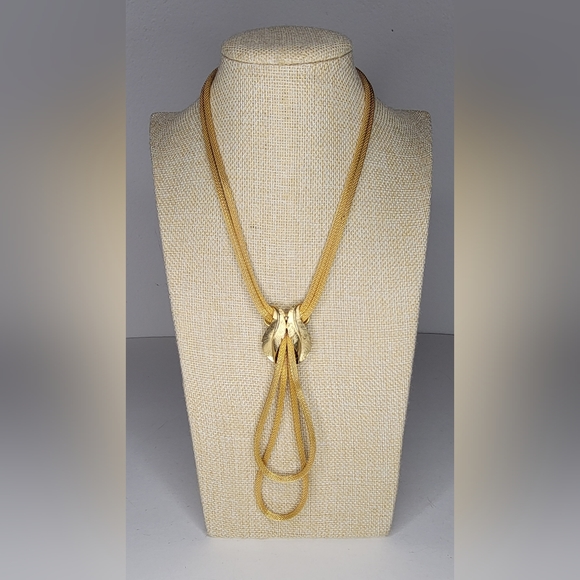 Vintage Gold Tone Leaf Knot Necklace - Picture 1 of 10
